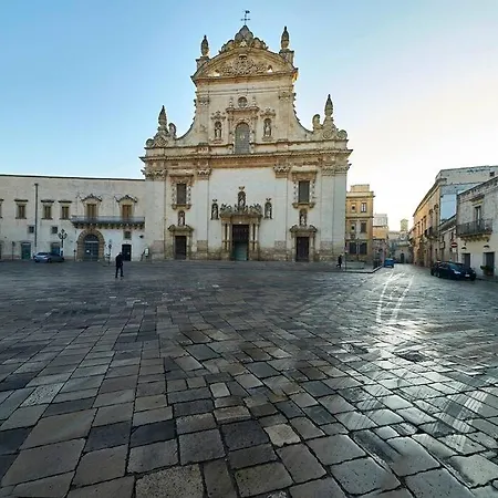 Bilocale Tipico, Nel Centro Del Salento *